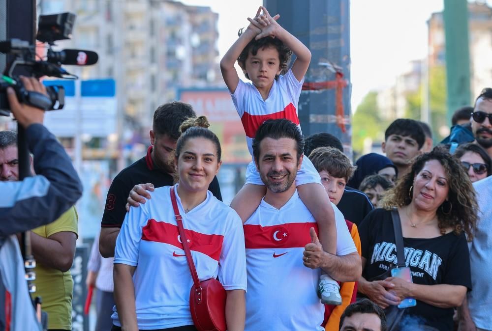 büyükşehir3-i6a2fbb7f825c3.jpg