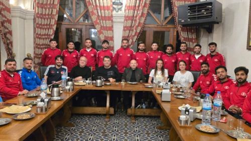 Volkan Group Sporcularına Başkan Çeker morali