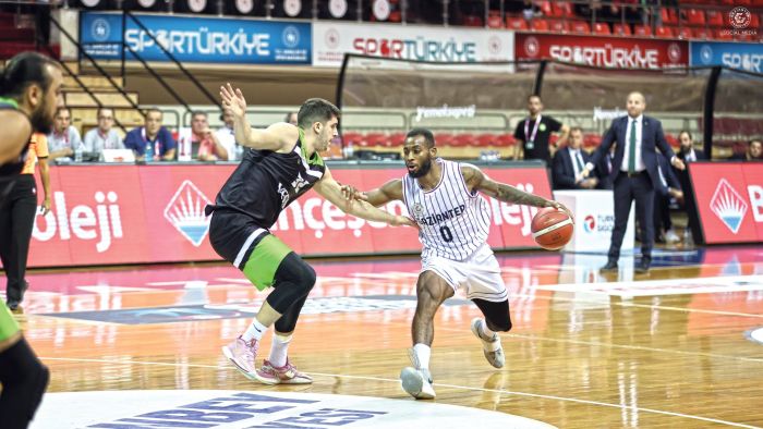 Gaziantep Basketbol 87-73 kazandı