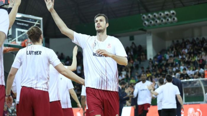 Duşan Cantekin Gaziantep Basketbol’da