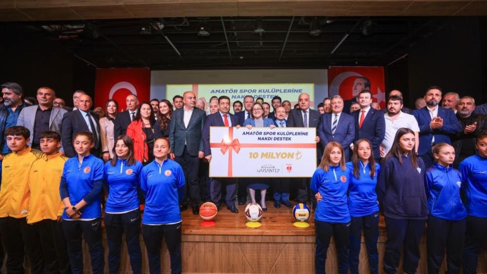 Büyükşehir'den amatör spor kulüplerine 10 milyon TL nakdi destek