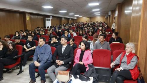 GİBTÜ’de Bilim Genç Zihinlerle Buluşuyor
