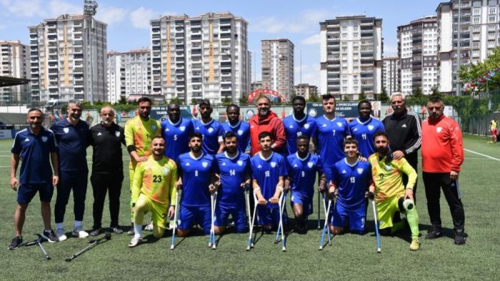 Şahinbey Ampute şampiyonluğa koşuyor