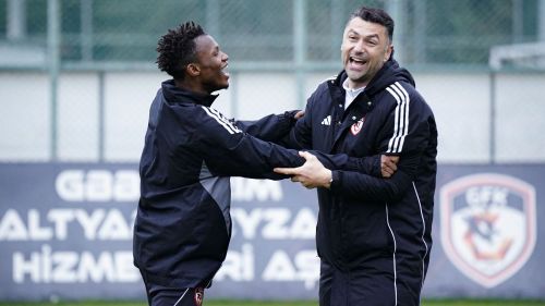 Gaziantep FK'da moraller süper