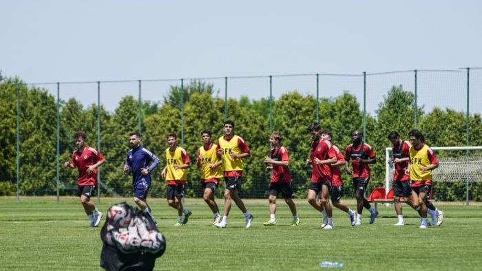 Gaziantep FK, Belgrad kampında tek antrenman yaptı