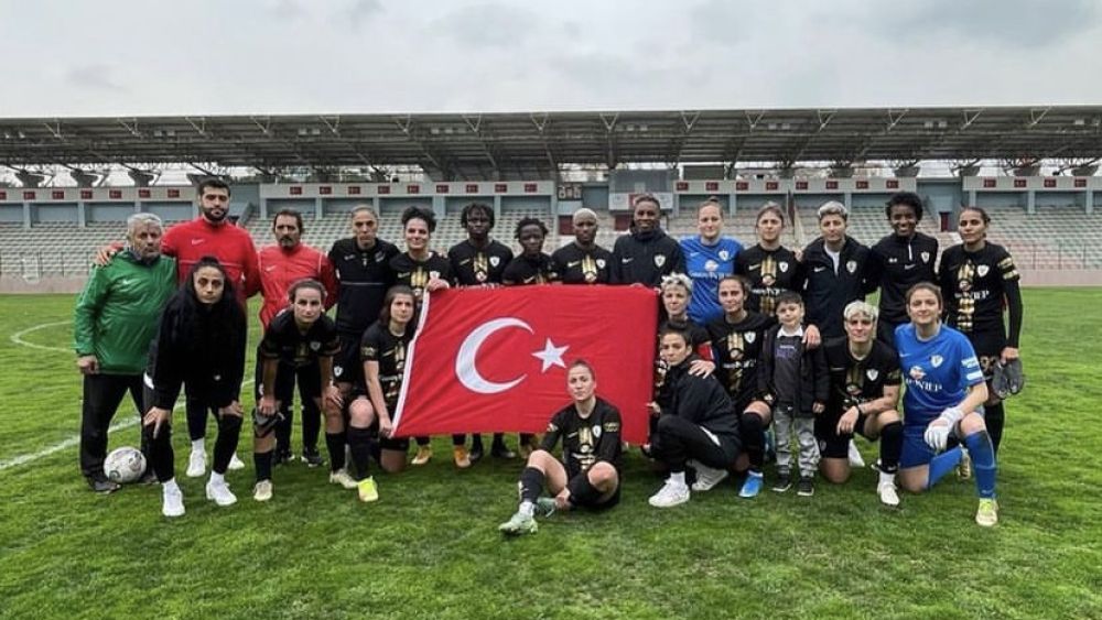 ALG Spor, çeyrek finalde 3-0