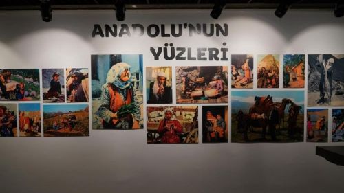 Büyükşehir’den "Anadolu’nun Yüzleri: Ali Atalar Kartpostal Koleksiyonundan Seçkiler" sergisi