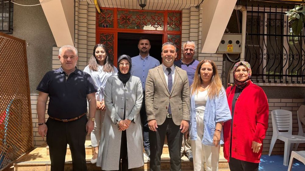 Çocuk Evleri Sitesi'ne anlamlı ziyaret