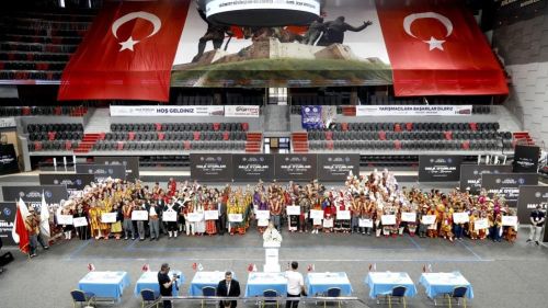 Gaziantep’te 'Türkiye Halk Oyunları Kulüpler Arası Bölge Şampiyonası' düzenlendi