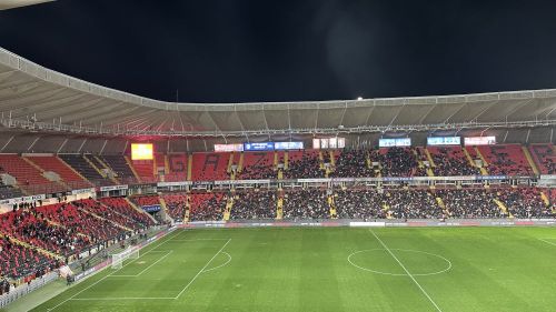 Gaziantep FK-Fenerbahçe maçı öncesi ışık şoku