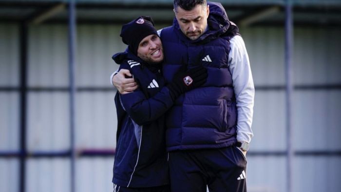 Burak Yılmaz ile Rodrigues barıştı