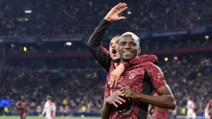 Burak Yılmaz mı? Osimhen mi?