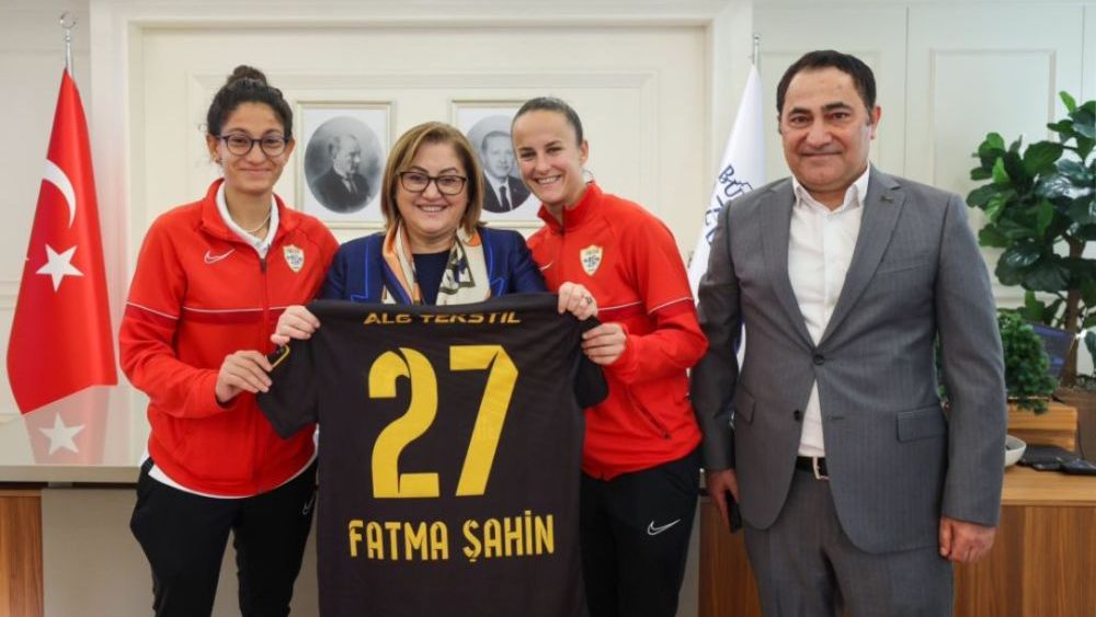 Gaziantep ALG Spor'dan Fatma Şahin'e ziyaret