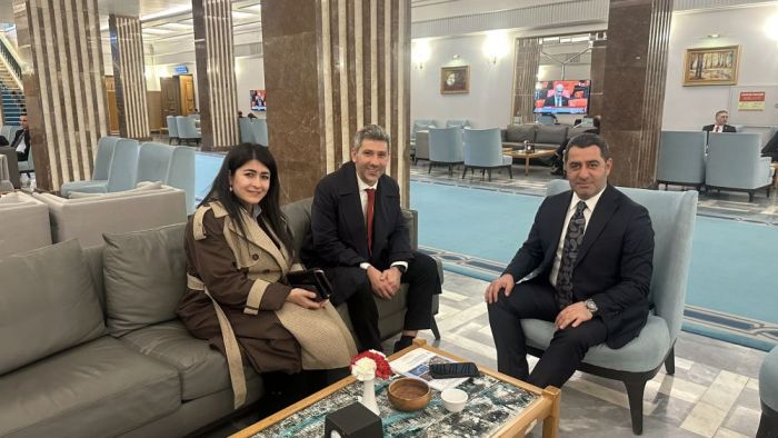 Eski futbolcu Yozgatlı’dan Bozgeyik’e ziyaret