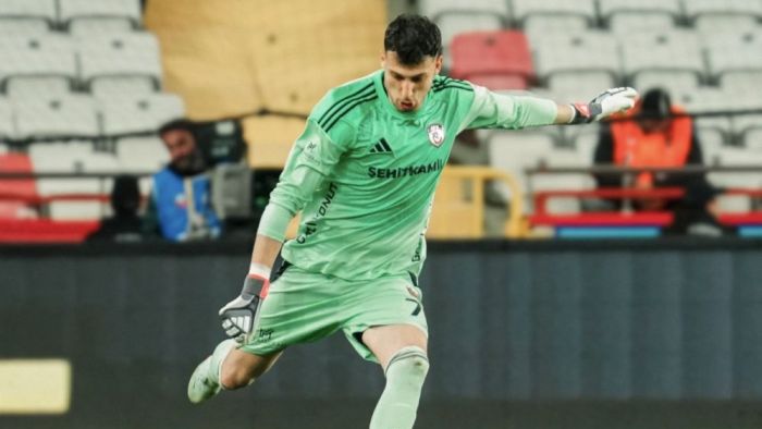 Asist yapan kaleci; Mustafa Burak Bozan