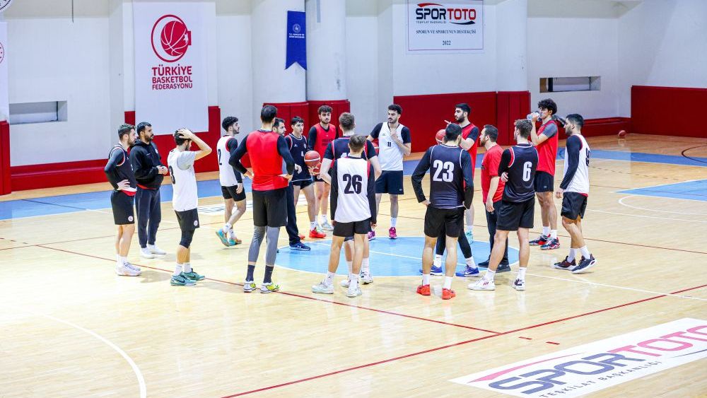 Gaziantep Basketbol çıkış arıyor