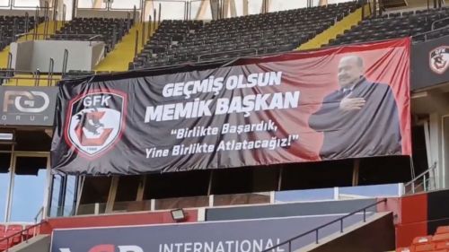 Gaziantep FK taraftarı Memik Yılmaz’ı unutmadı
