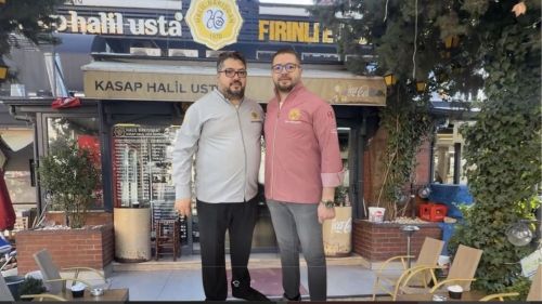 Gaziantepli Kasap Halil Usta'nın sahipleri Bakışgan kardeşlere dünya ahilik ödülü