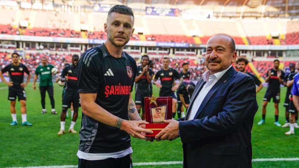 Maxim, Gaziantep FK tarihinde geçti
