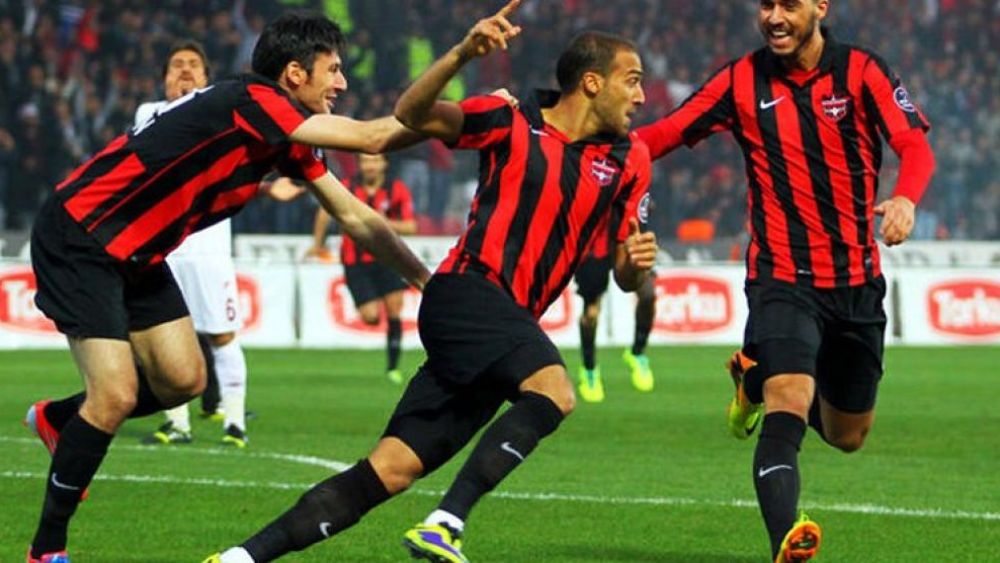 Gaziantep FK’da Cenk Tosun gündeme geldi mi?