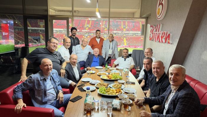 Gaziantep FK maçı öncesi Bilken Yumurta locasında dostluk buluşması