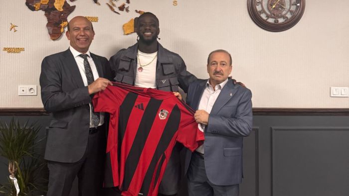 Gaziantep FK, Myenty Janna Leo Abena ile imzaladı