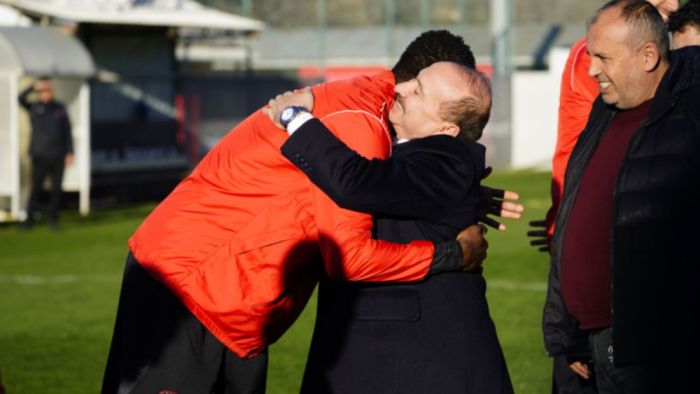 Gaziantep FK’da futbolculara Memik Yılmaz sürprizi