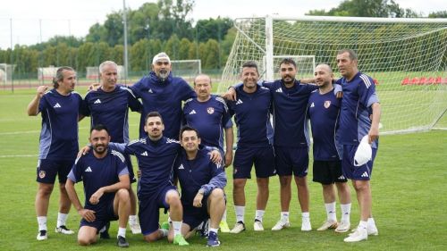 Gaziantep FK’da yönetim ve teknik ekip sahaya indi