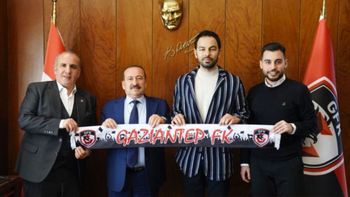 Gaziantep FK’da mutlu son! Selçuk İnan imzaladı