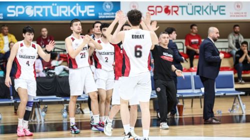Gaziantep Basketbol son çeyrekte açıldı