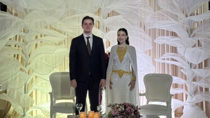 İKİ GÜZİDE AİLE, MUTLULUĞA İLK ADIMI BİRLİKTE ATTI
