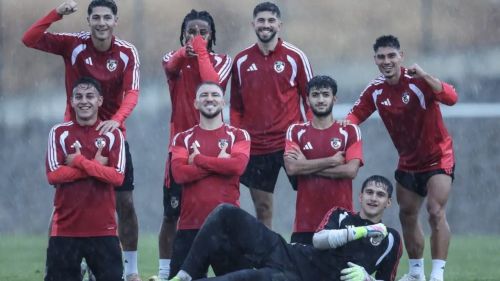 Gaziantep FK’da kırımızı takım kazandı