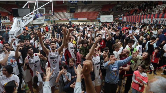 Gaziantep Basketbol yarı finalde 84-75