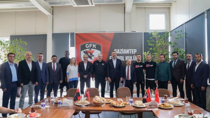 Kayseri maçı öncesi Gaziantep FK’ya Gül morali