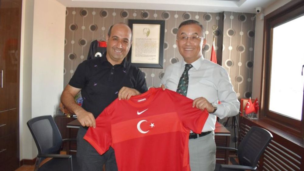 Gaziantep Valisi Kemal Çeber'den Gaziantep FK mesajı; Şehir destek olmalı