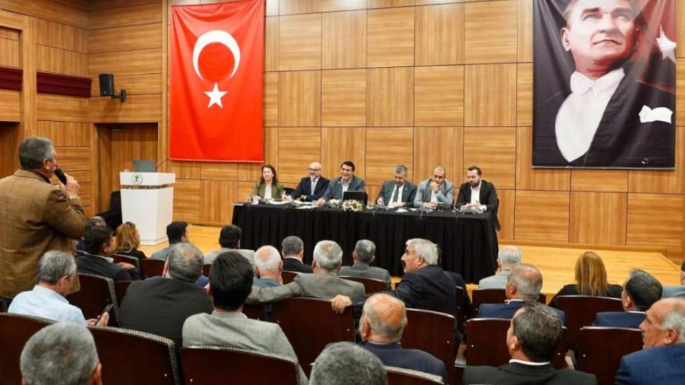 Umut Yılmaz, kırsal mahalle muhtarlarıyla bir araya geldi