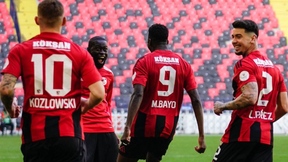 Gaziantep FK tekledi.. Rizespor ile 2-2 kaldılar