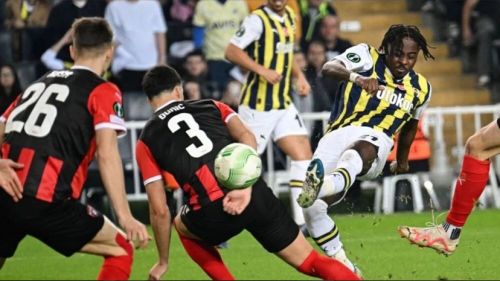 Fenerbahçe, UEFA Avrupa Konferans Ligi’nde son 16 turuna yükseldi