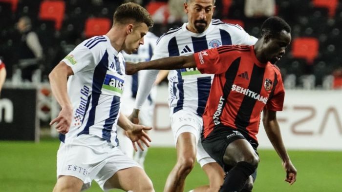 Gaziantep FK’da Camara takımını yalnız bıraktı