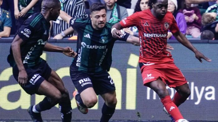 Gaziantep FK, İzmit’te hem hakeme hem rakibe yenildi