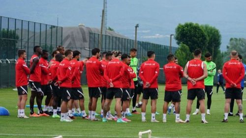Gaziantep FK’nın kampına hangi futbolcular katılacak?