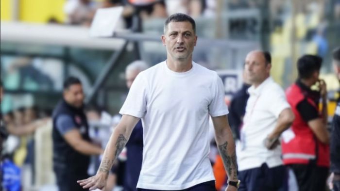 Mirel Radoi gol atmaya değil, gol yememeye  sevindi