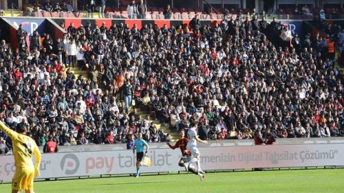 Taraftarlar daha ne yapsın?