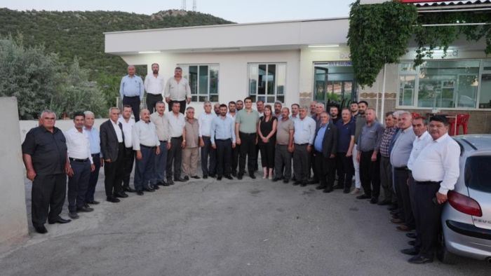 Yılmaz 42 mahalle muhtarı ile bir araya geldi