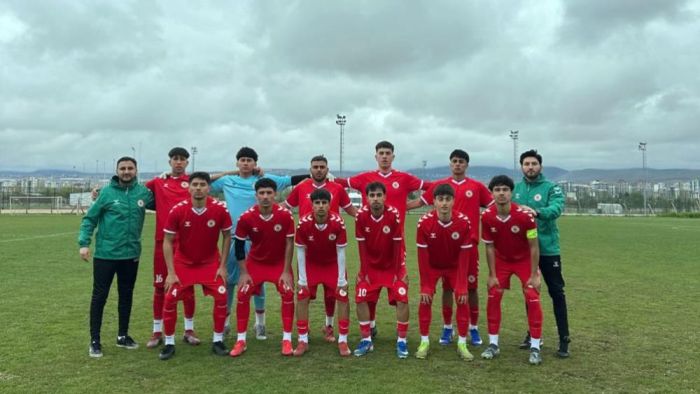 Adil Sani Konukoğlu Spor Lisesi Gençler A Kız Futbol Takımı Türkiye finallerinde