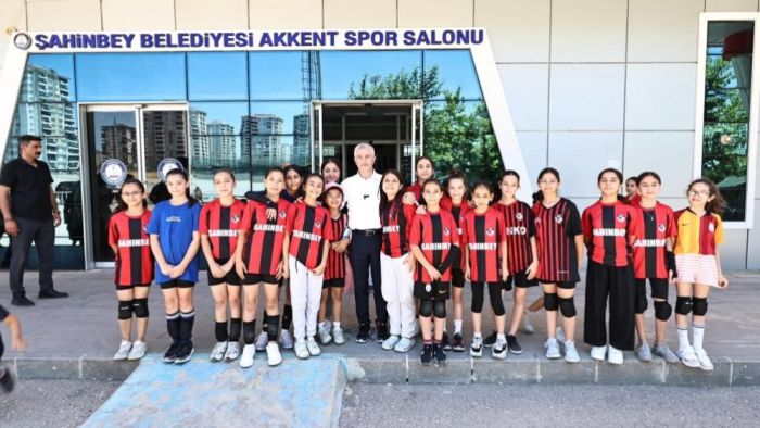 Şahinbey Belediyesi öğrencileri yalnız bırakmadı