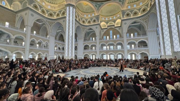Şahinbey Millet Camii’nde çocuk sesleri yükseldi