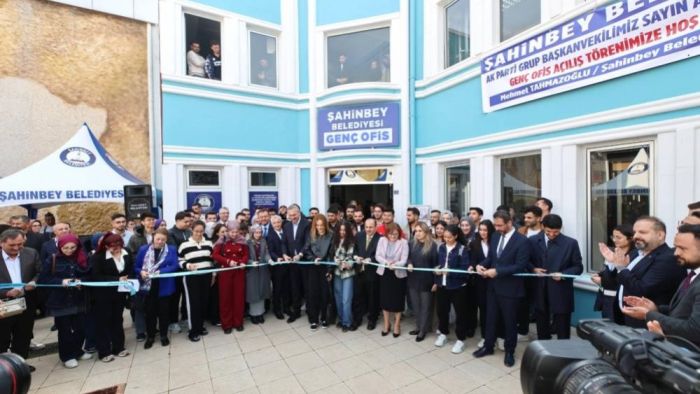 Şahinbey Belediyesi, üniversite öğrencilerine "Genç Ofisi" açtı