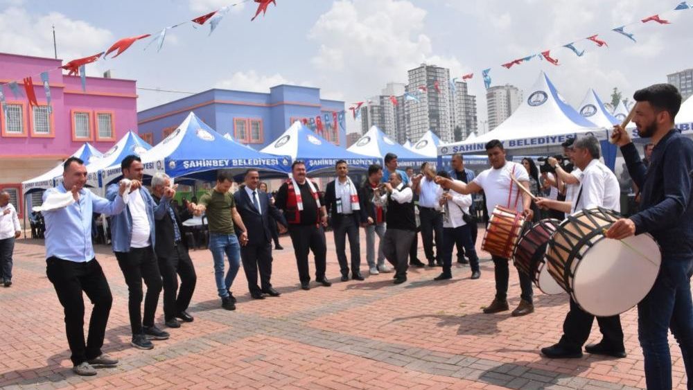 Şahinbey Belediyesi 1 Mayıs’ı coşkuyla kutladı