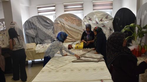 Şahinbey'de el emeği kazanca dönüşüyor